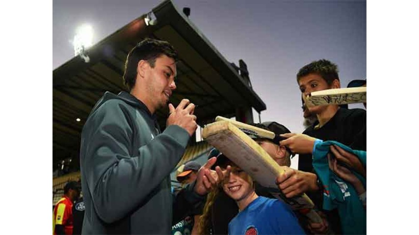 Chapman ruled out of 3rd ODI | Seifert remains with squad | NZ vs PAK