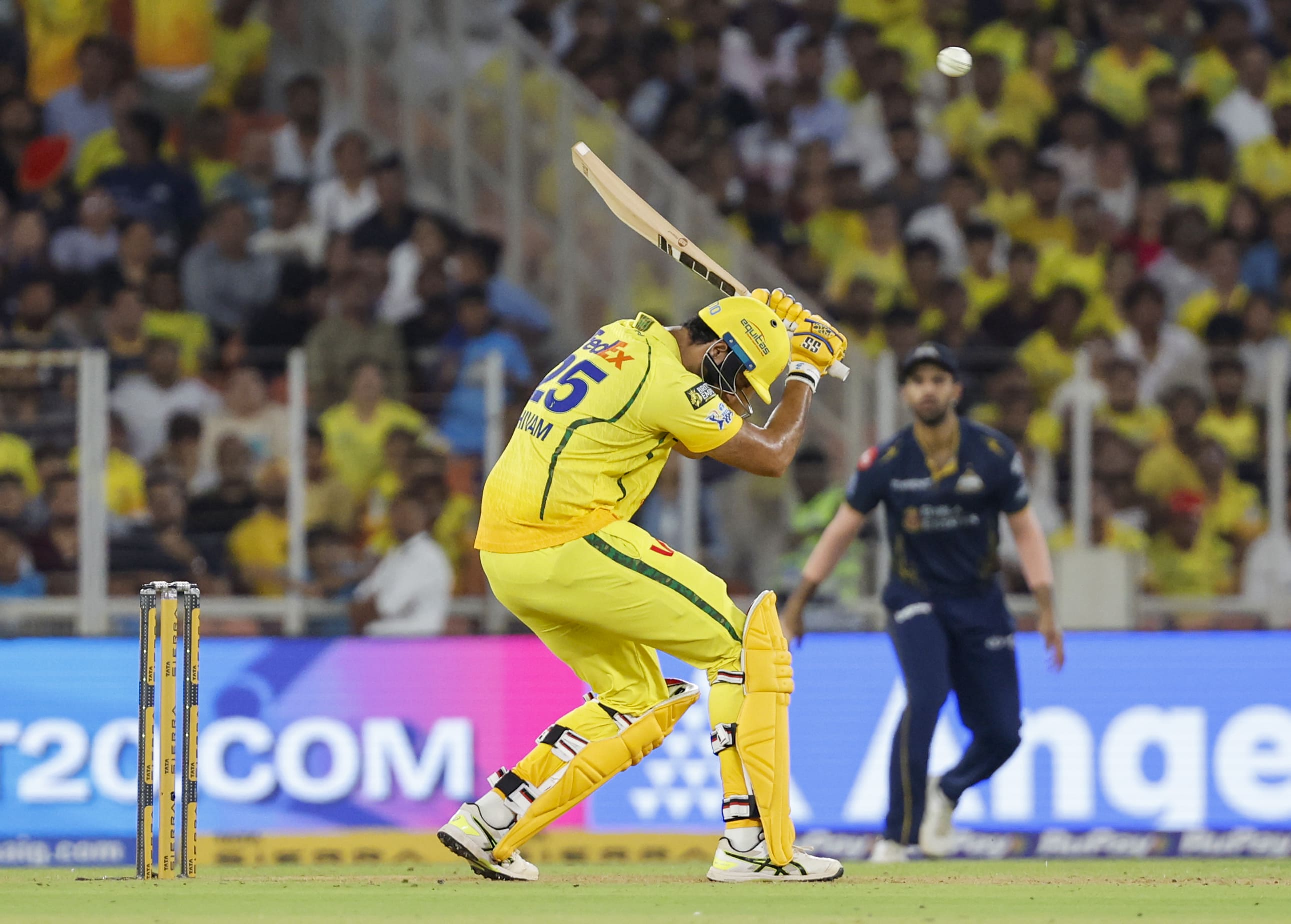 CSK Playoff Exit IPL 2026: Chennai Super Kings’ Mega Auction Mistakes and Injury Problems Continue for Third Straight Season