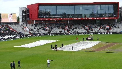 A washout in play on the final day ensures that Australia have retained the urn