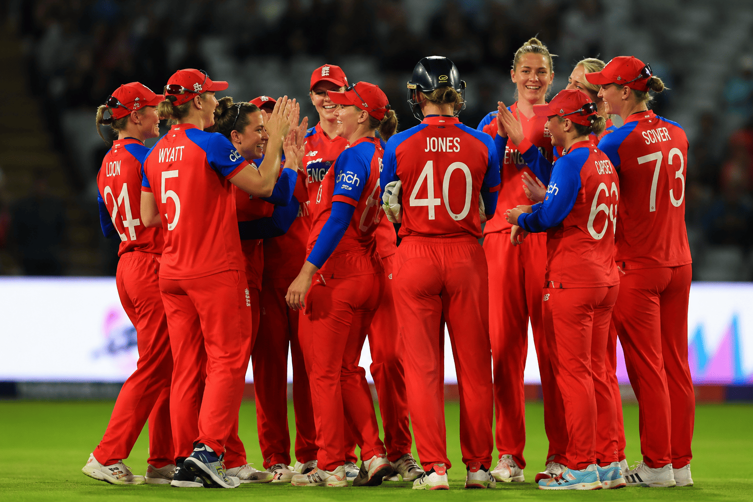 England Women Crush Sri Lanka by 87 Runs in ICC Women’s T20 World Cup 2026 Opener as Danni Wyatt-Hodge Smashes Stunning Century