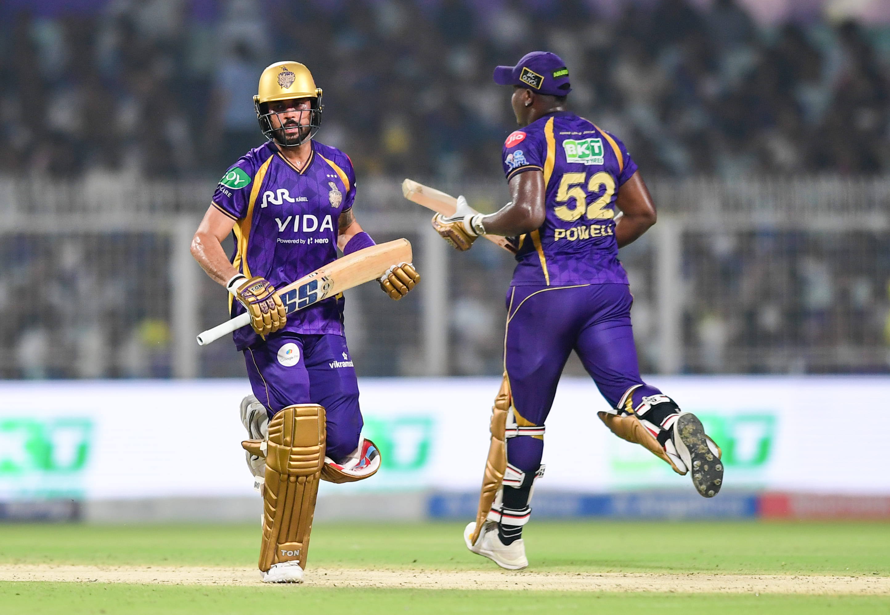 Manish Pandey Turns Hero as KKR Beat MI in Playoff Battle