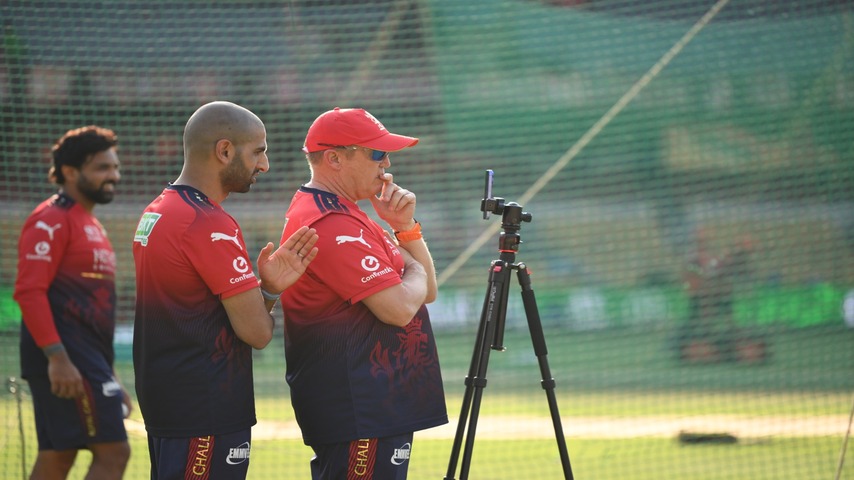 RCB IPL 2026 | Andy Flower Confident Ahead of Title Defence, Kohli in Peak Form