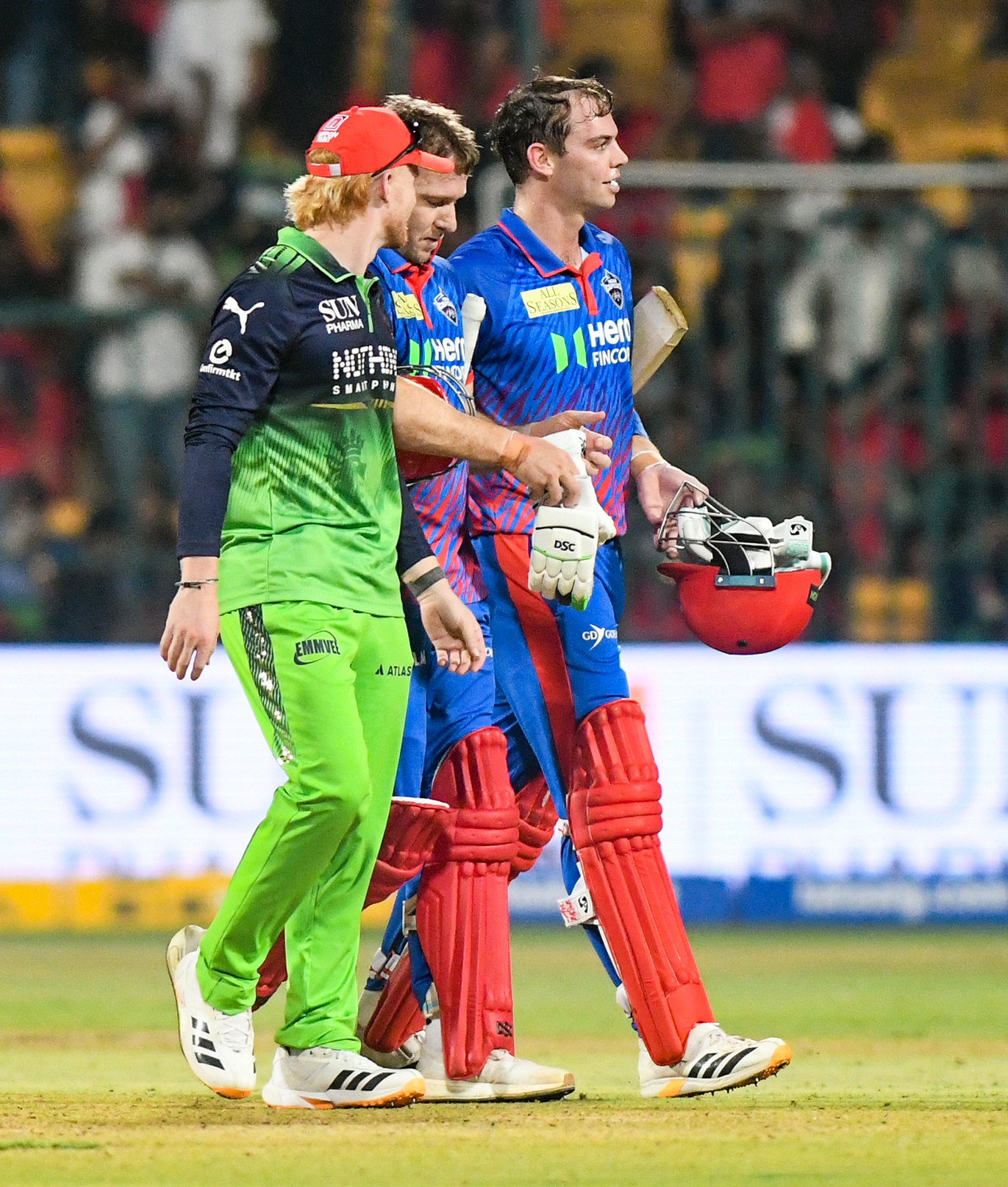 RCB vs DC Match Breakdown IPL 2026: Powerplay, Middle Overs & Death Overs Analysis